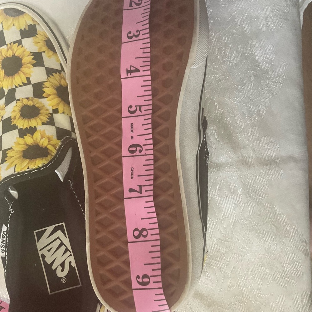Vans Sunflower Slip-on Skate/Shoes/Kicks Size 6.5 Women’s - Picture 3 of 6
